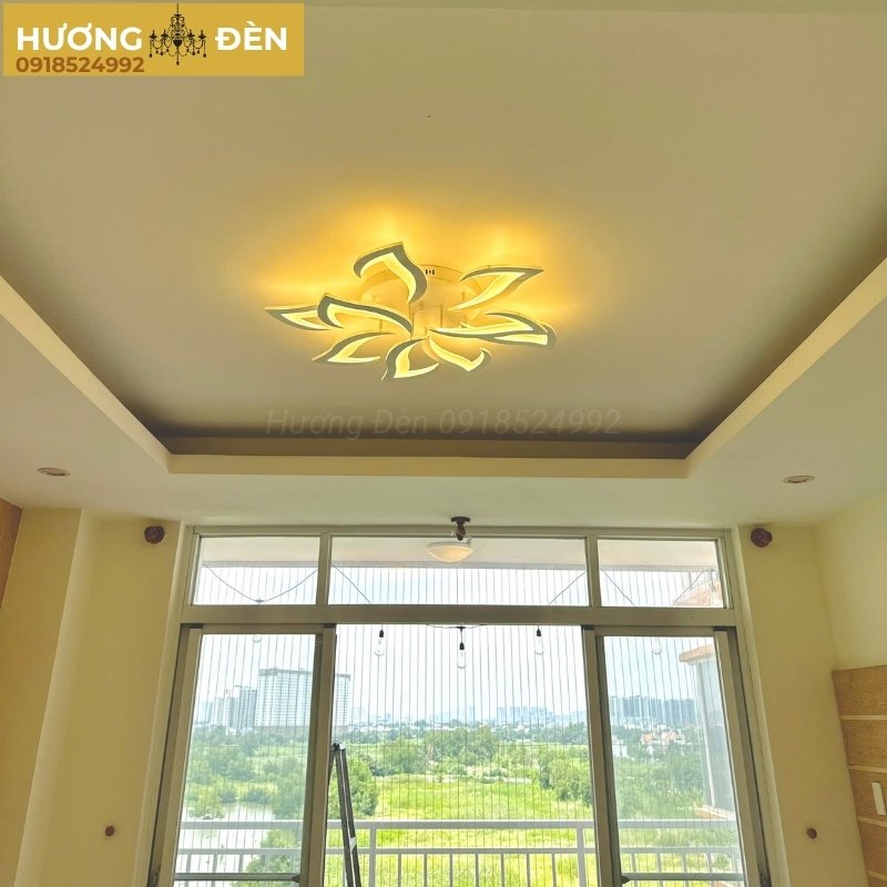 den-mam-mica-chinh-hang-ot36t9