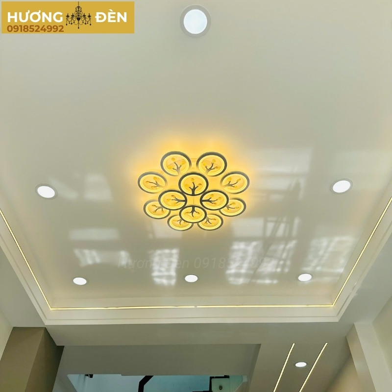 den-mam-mica-chinh-hang-ot83t12