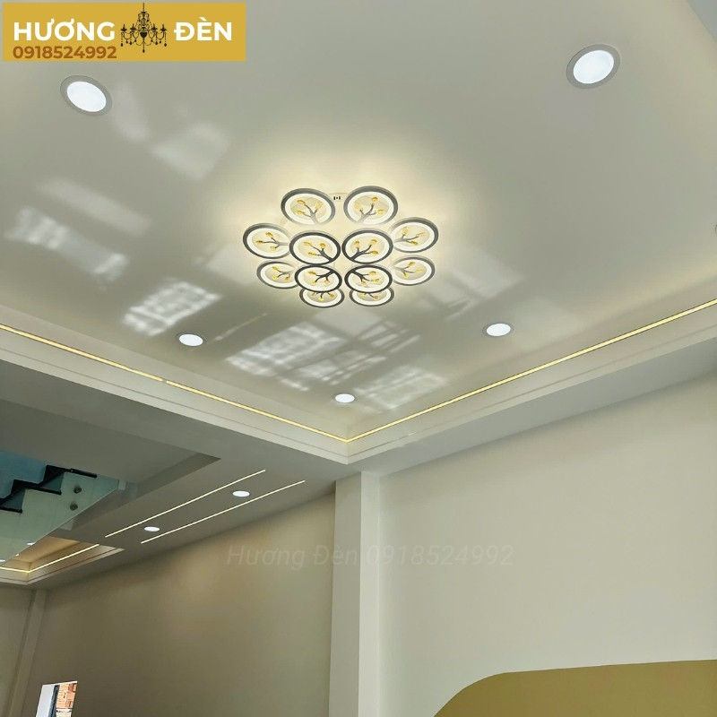 den-mam-mica-chinh-hang-ot83t12