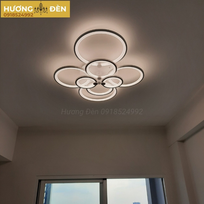 den-mam-op-tran-8-canh-cao-cap-ot7022t8