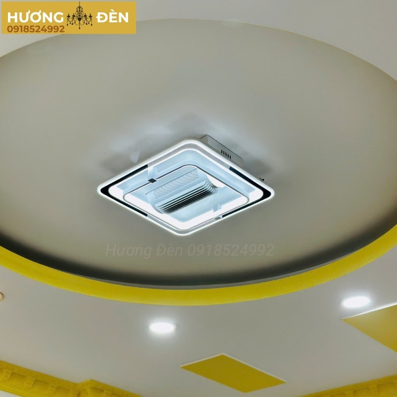 den-mam-op-tran-vuong-kem-quat-trang-tri-chinh-hang-ota41v