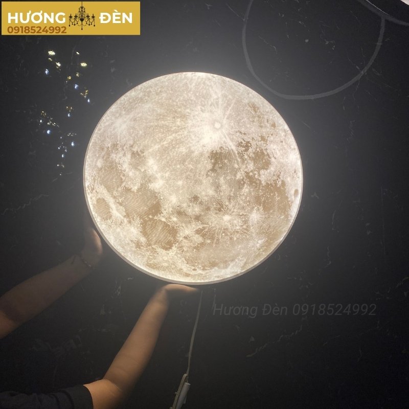 den-op-tran-cao-cap-hinh-mat-trang-ota03