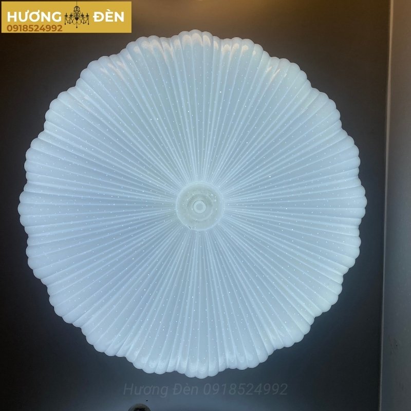 den-op-tran-chinh-hang-ot104