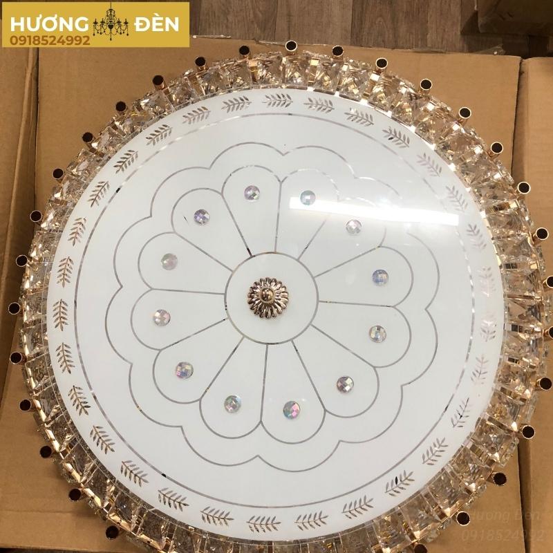 den-op-tran-co-dien-dinh-pha-le-cao-cap-oplh130