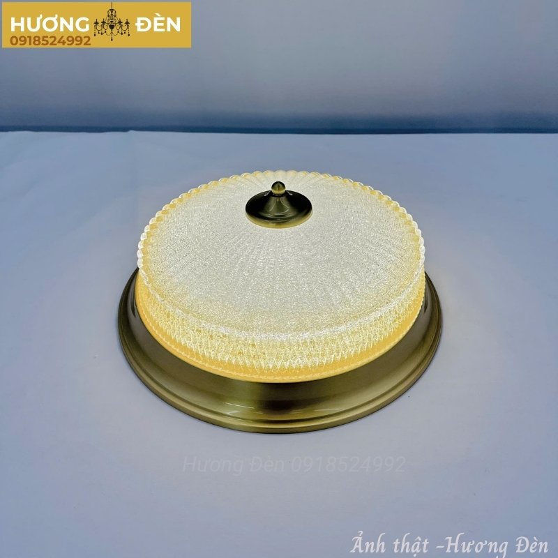 den-op-tran-dong-cao-cap-phong-cach-chau-au-retro-od09