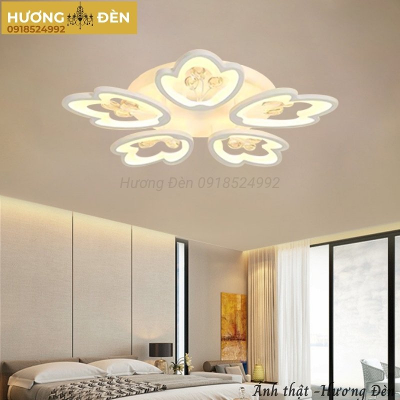 den-op-tran-mica-chinh-hang-ot38t5