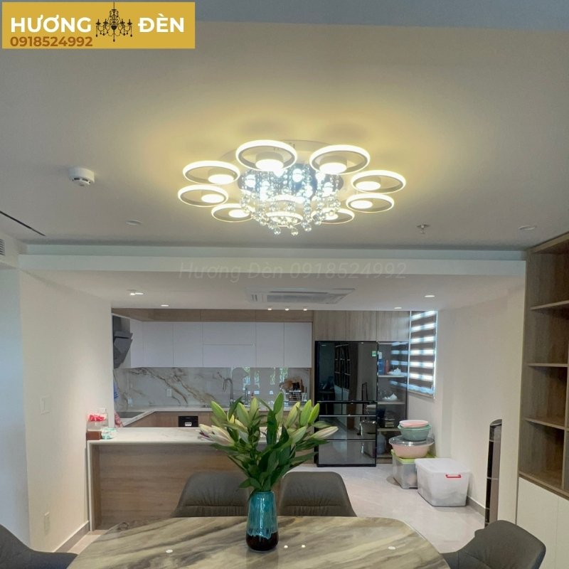 den-op-tran-mica-chinh-hang-ot41t9