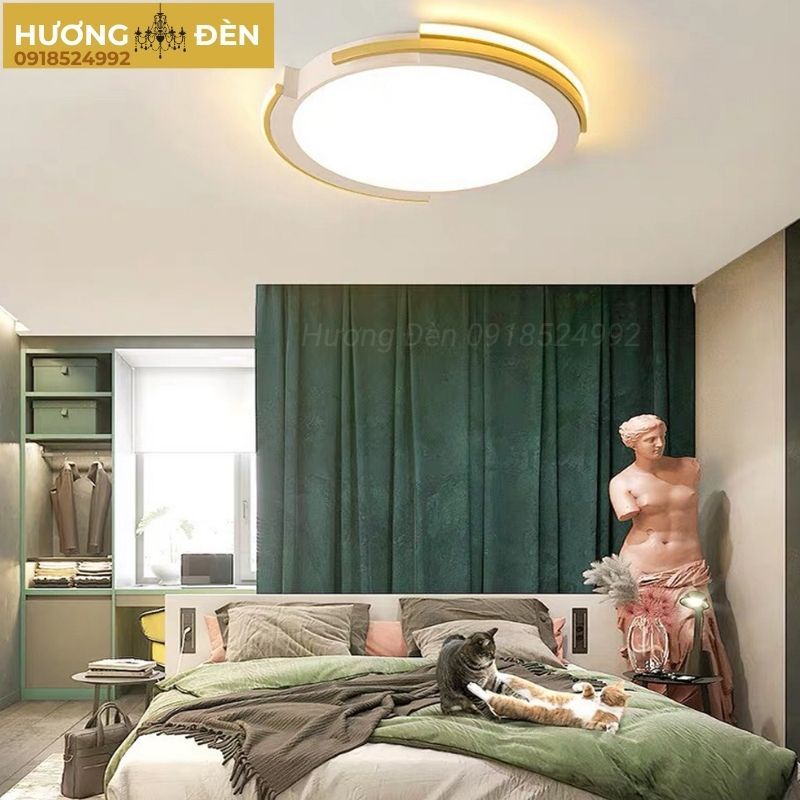 den-op-tran-mica-chinh-hang-ot75t