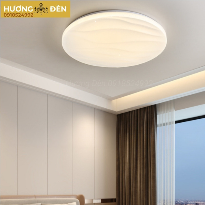 ot59-den-op-tran-tron-a12-van-song-chinh-hang