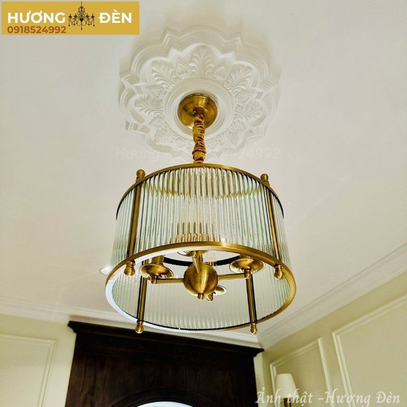 den-tha-tran-dong-cao-cap-trang-tri-phong-khach-td02