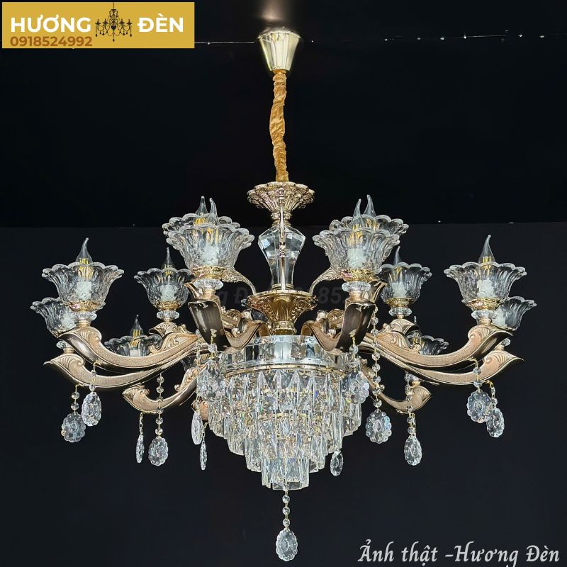 den-chum-co-dien-thiet-ke-ti-mi-trang-tri-nha-pho