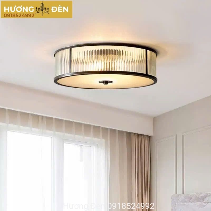 Đèn ốp trần pha lê tròn thân đồng sang trọng OD11