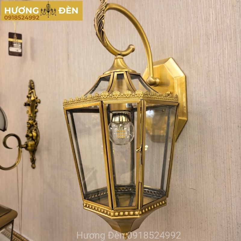 Den-tuong-co-dien-ngoai-troi-long-kinh-khung-dong-cao-cap-VD42