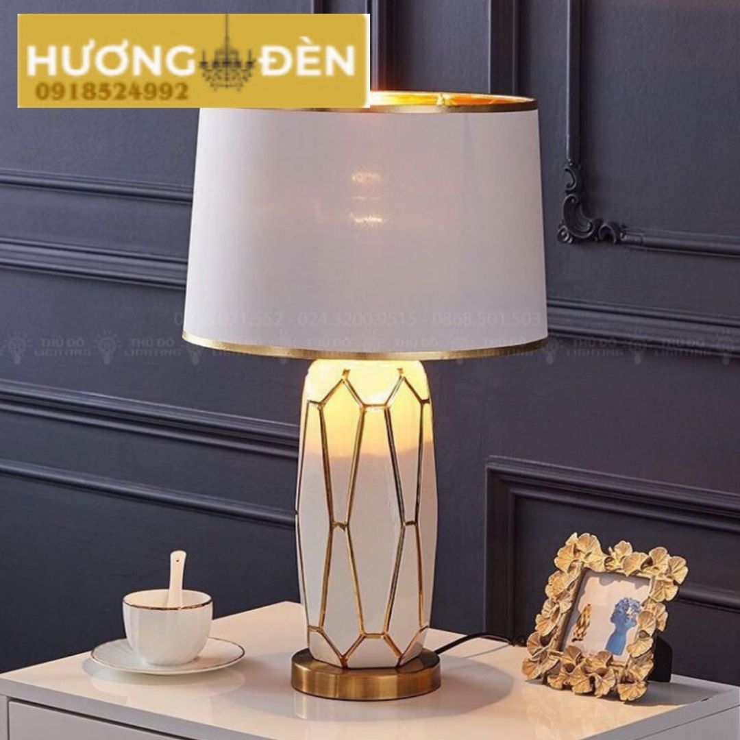 den-ban-gom-hien-dai-db43-db48-den-trang