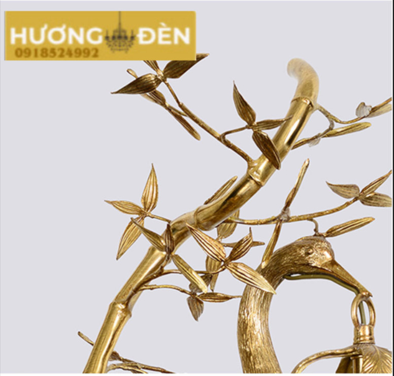 den-ban-hac-cam-dong-pha-le-db70
