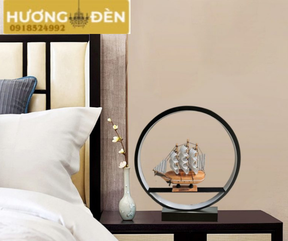 den-ban-hien-dai-con-thuyen-ct004