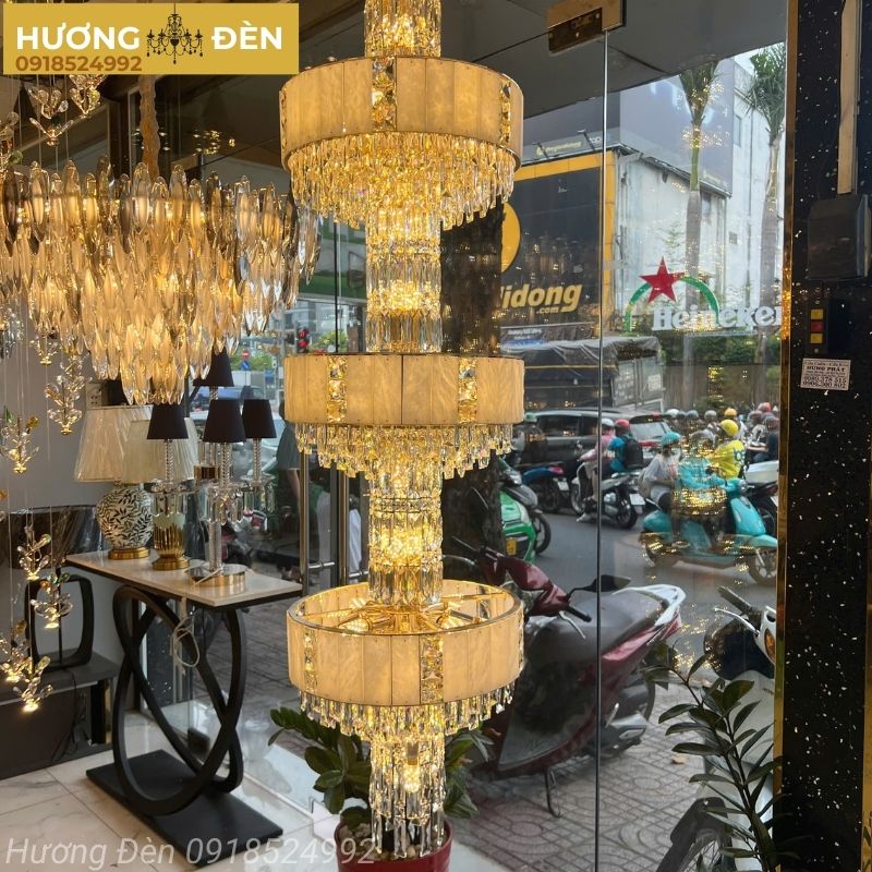 den-chum-pha-le-thong-tang-thiet-ke-chinh-hang-tpl817d1800