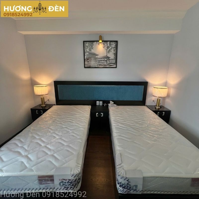 den-de-ban-thiet-ke-chinh-hang-db1908