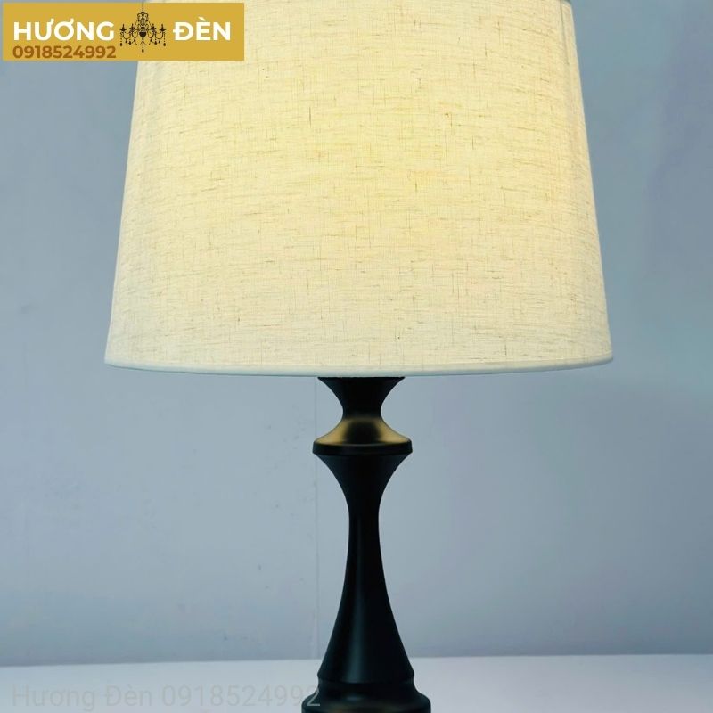 den-de-ban-trang-tri-thiet-ke-chinh-hang-db376