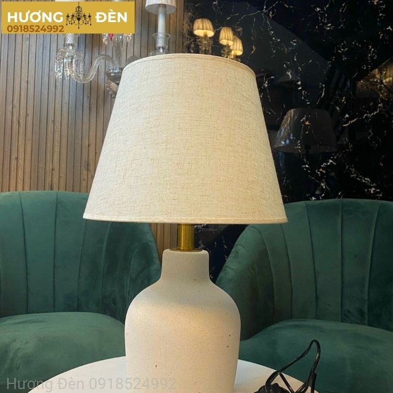 den-de-ban-trang-tri-thiet-ke-chinh-hang-db74