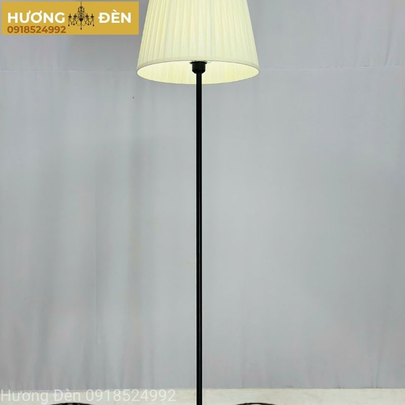 den-dung-trang-tri-thiet-ke-cao-cap-dd211