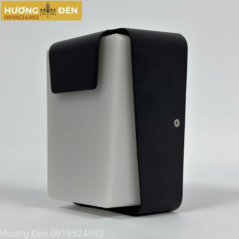 den-gan-tuong-ngoai-troi-thiet-ke-chinh-hang-vnt1701