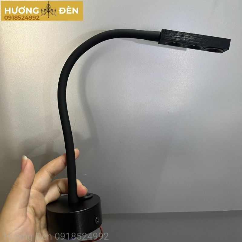 den-roi-tranh-gan-tuong-thiet-ke-chinh-hang-rt0801