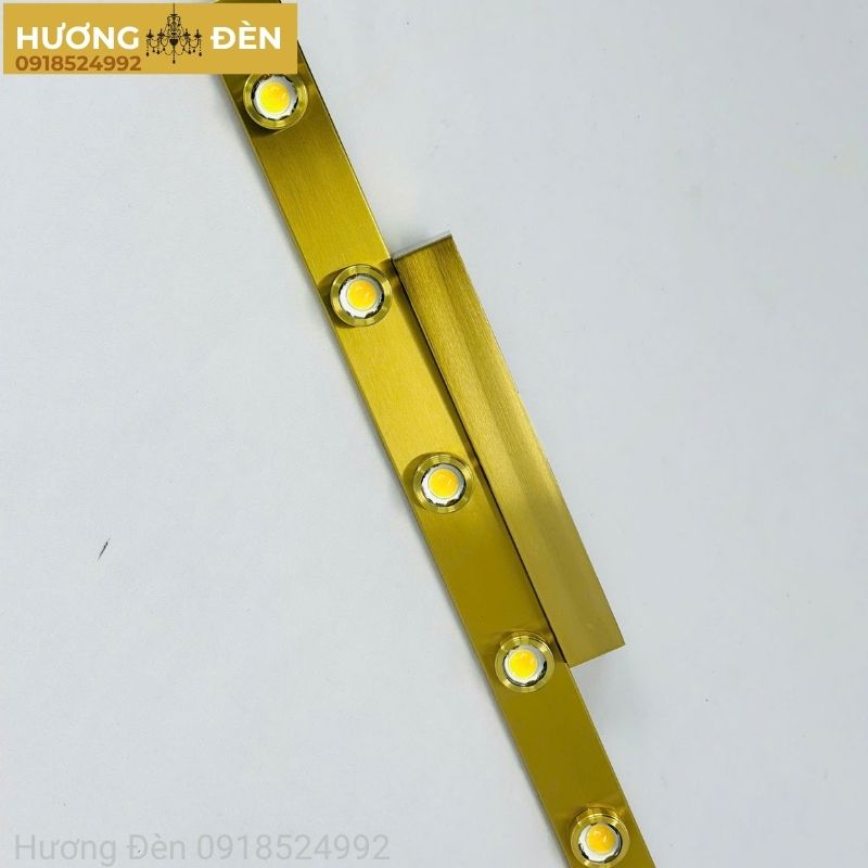 den-roi-tranh-trang-tri-thiet-ke-chinh-hang-rt6035t5