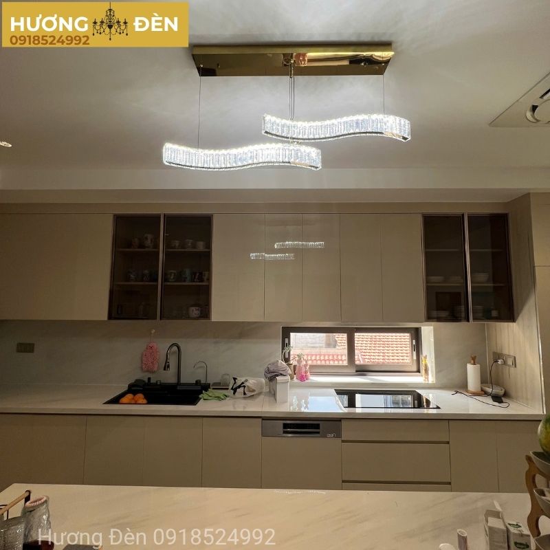 den-tha-ban-an-pha-le-thiet-ke-chinh-hang-thd7047n2