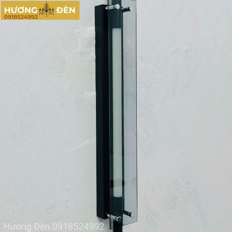 den-vach-tuong-hien-dai-thiet-ke-chinh-hang-vk152
