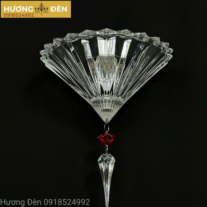 den-vach-tuong-pha-le-thiet-ke-chinh-hang-vdc9008