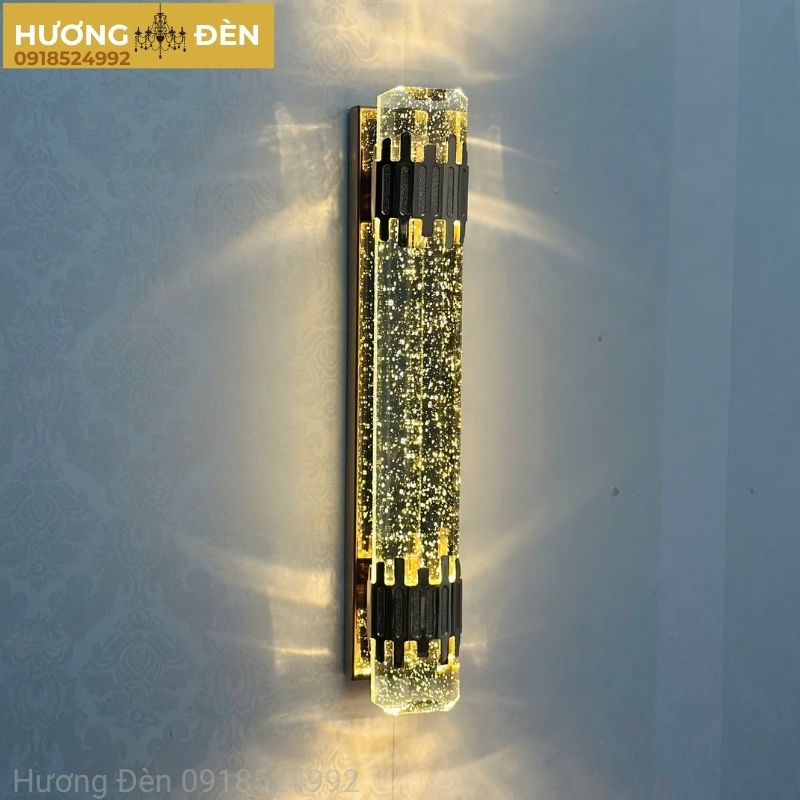 den-vach-tuong-pha-le-thiet-ke-chinh-hang-vpl124