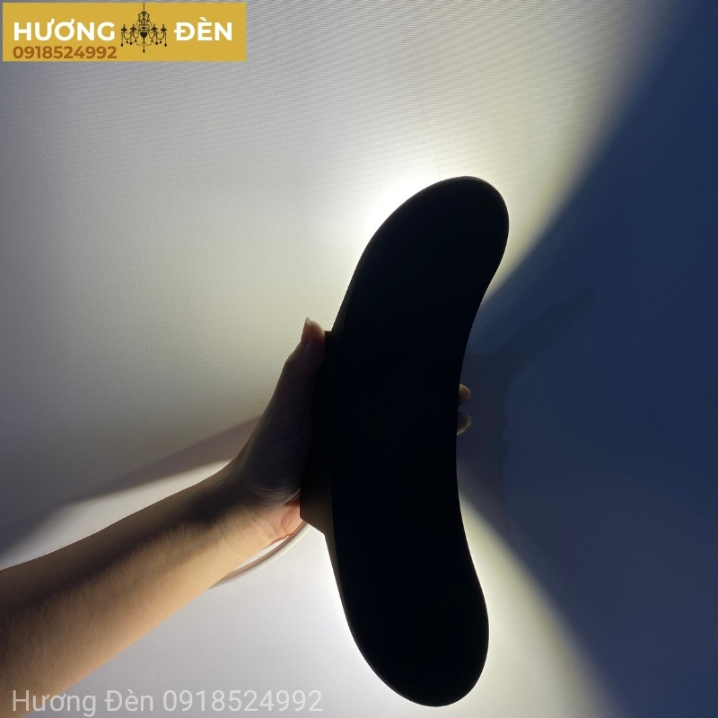 den-vach-tuong-thiet-ke-chinh-hang-vnt306