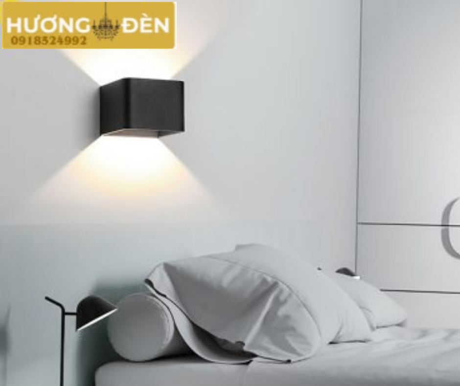 Đèn Hắt Tường Hình Hộp TNT32/TNT33 – Vàng